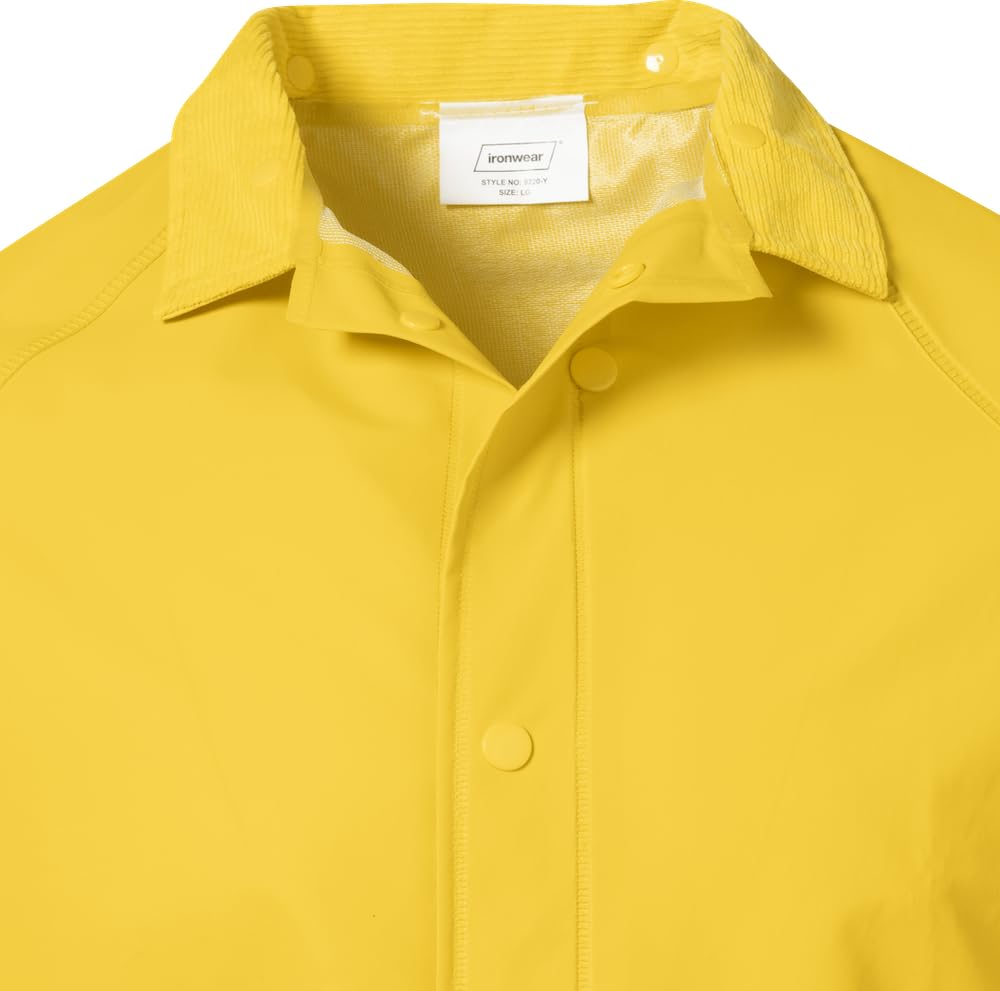 Ironwear 9220 rain coat front snap closure detail view
